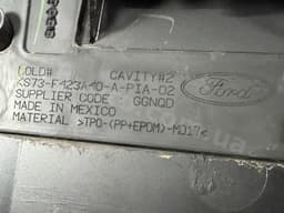 Накладка кришки багажника Ford Fusion mk5 19-20 під номер чорний UM - превью 9