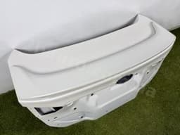 Кришка багажника Ford Fusion mk5 13-20 білий UG з спойлером - превью 6