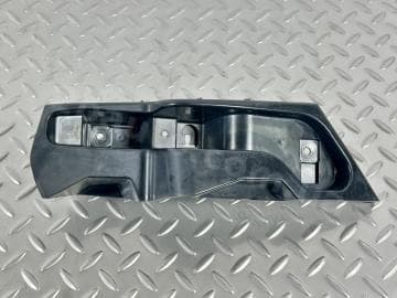 Кріплення заднього бампера праве внутрішнє Ford Fusion mk5 13-18