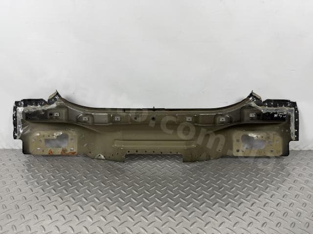 Задня панель Ford Fusion mk5 13-20 висвердлена, чорна