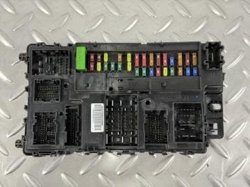 Блок запобіжників підторпедний Ford Fusion mk5 13-20