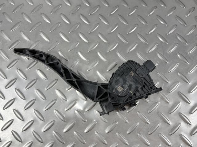 Педаль газу Ford Fusion mk5 13-20