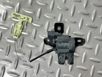 Замок кришки багажника Ford Fusion mk5 13-20
