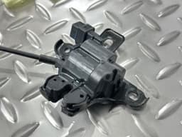 Замок кришки багажника Ford Fusion mk5 13-20 - превью 4