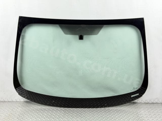 Лобове скло Ford Fusion mk5 13-20 повітря по кромці