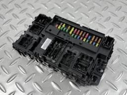 Блок запобіжників підторпедний Ford Fusion mk5 13-20 - превью 2