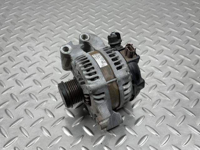Генератор Ford Fusion mk5 13-20 1.5T 1.6T - фото 1