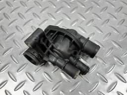 Корпус термостату Ford Fusion mk5 13-20 1.5Т - превью 2
