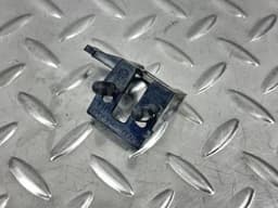Кронштейн відбійника капота лівий Ford Fusion mk5 17-20 - превью 3