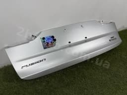 Накладка кришки багажника Ford Fusion mk5 19-20 під номер срібло UX - превью 3