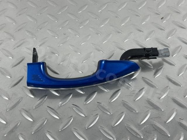 Ручка дверей зовнішня задня права keyless Ford Fusion mk5 13-20 синя N6