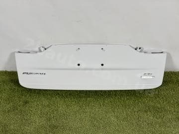 Накладка кришки багажника Ford Fusion mk5 19-20 під номер білий YZ