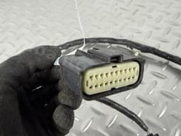 Проводка переднього бампера Ford Fusion mk5 17-20 без птф, без парктроніків, під жалюзі - превью 2
