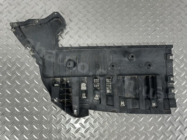 Захист переднього бампера Ford Fusion mk5 17-20 правий, потертий