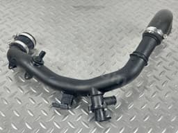 Патрубок на інтеркулер лівий Ford Fusion mk5 13-20 1.5T - превью 2