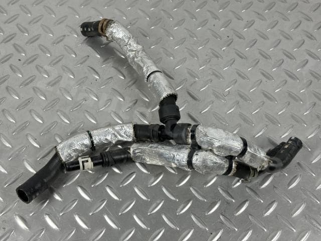 Патрубки охолодження Ford Fusion mk5 17-20 1.5Т із клапана на обігрівач - фото 1