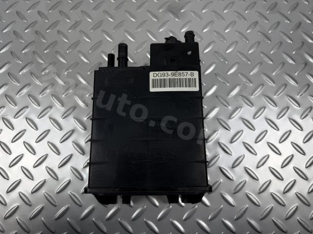 Каністра з вугіллям абсорбер Ford Escape MK3 13-16