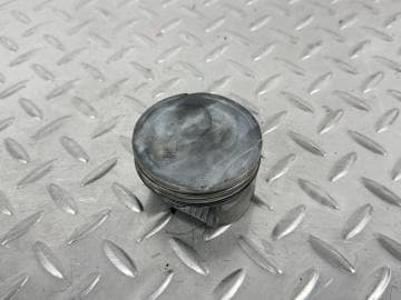 Поршень правий Ford Fusion mk5 17-20 2.7Т