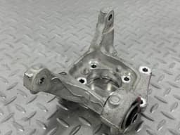 Цапфа задня права Ford Fusion mk5 13-20 - превью 2