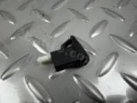 Форсунка омивача лобового скла Ford Escape MK3 13-16 - превью 1