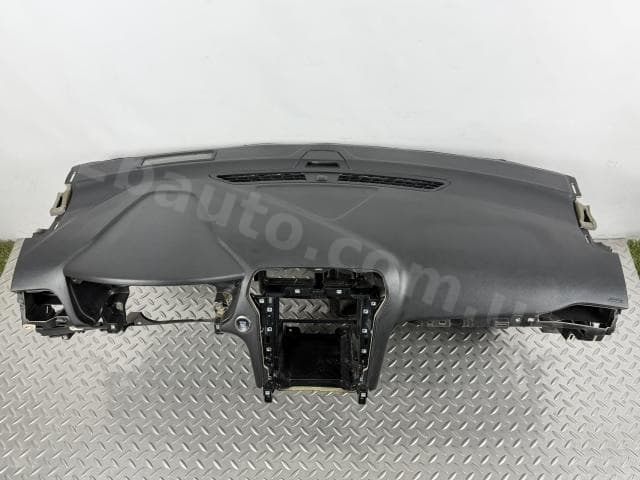 Торпедо передня панель без AIRBAG Ford Fusion mk5 17-20 чорна під start-stop та проекцію