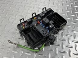 Блок запобіжників підкапотний Ford Fusion mk5 17-20 1.5T, 2.0T, 2.5 - превью 2