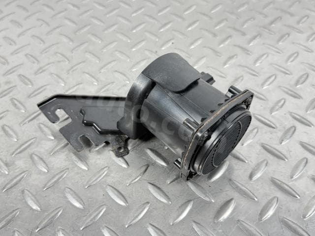 Сигнал попереджувальний Ford Fusion mk5 17-20 plug-in задній