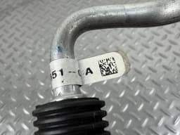 Трубка кондиціонера конденсер-пічка Ford Fusion mk5 13-20 hybrid, plug-in - превью 5