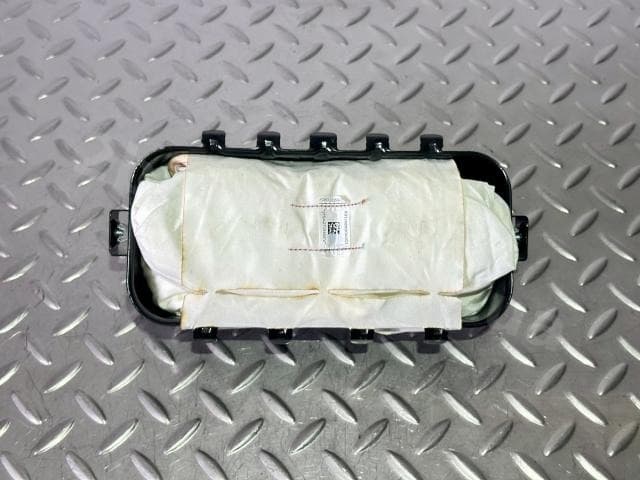 Подушка безпеки airbag пасажирська у торпеді Ford Fusion mk5 17-20 - фото 1