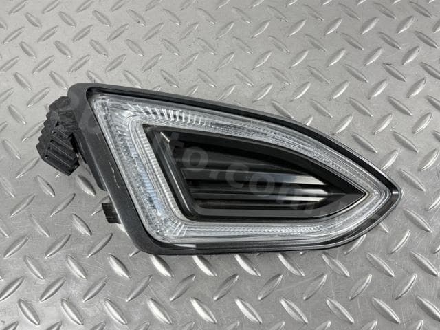 Денні ходові вогні ДХО праві Ford Edge 15-18 LED потертість, подряпини