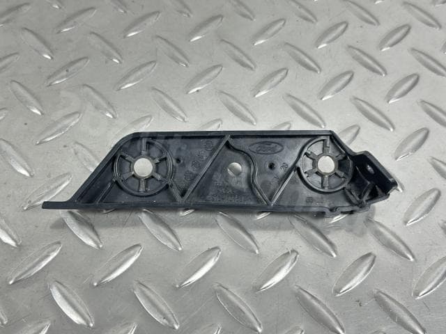 Кріплення переднього бампера на крилі праве Ford Fusion mk5 17-20