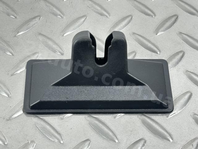 Накладка замка кришки багажника Ford Fusion mk5 13-20 - фото 1