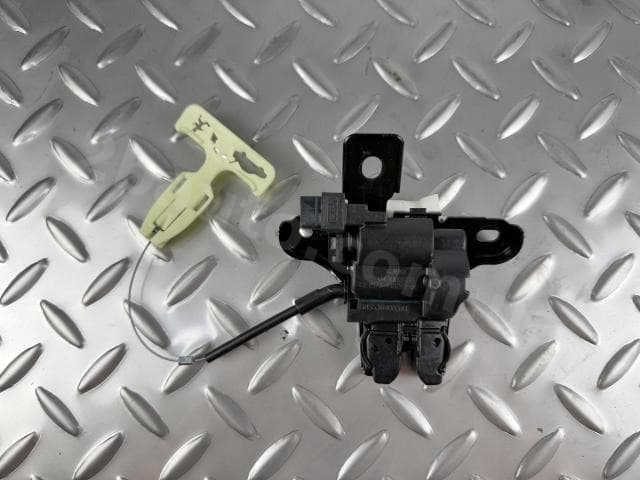 Замок кришки багажника Ford Fusion mk5 13-20