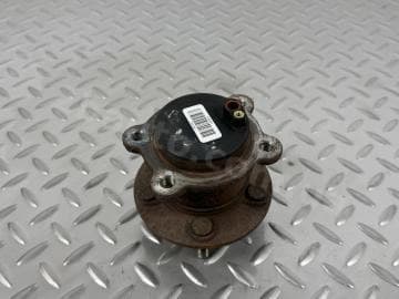 Ступиця задня ліва Ford Escape MK3 13-19 FWD