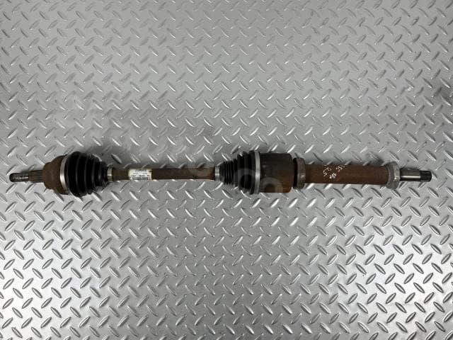 Привід піввісь передня права Ford Escape MK3 13-19 2.5