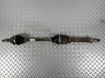 Привід піввісь передня права Ford Escape MK3 13-19 2.5