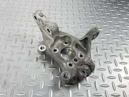 Цапфа передня права Ford Fusion mk5 13-20 - превью 2