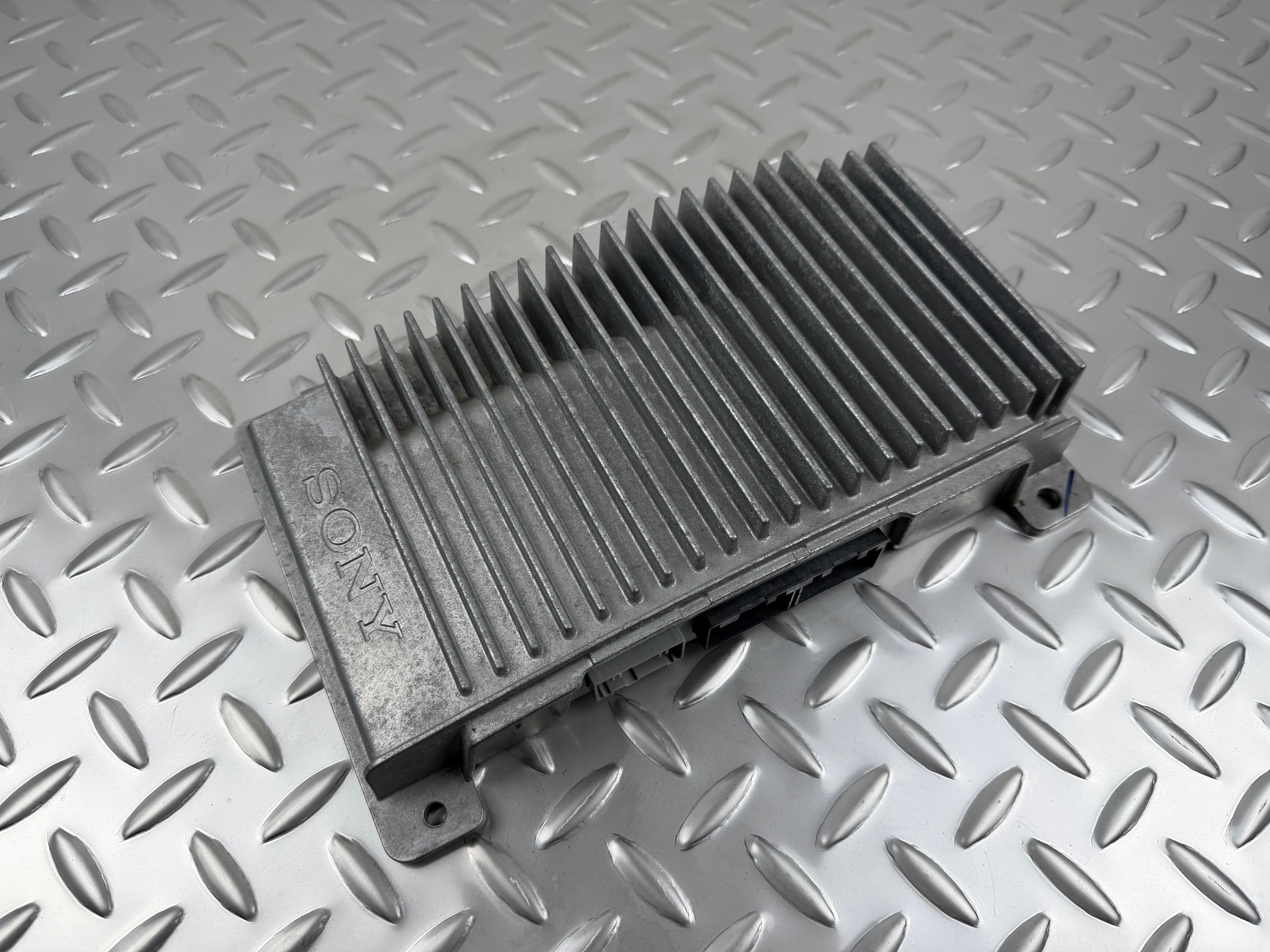 Підсилювач аудіо Ford Escape MK3 13-16 Sony