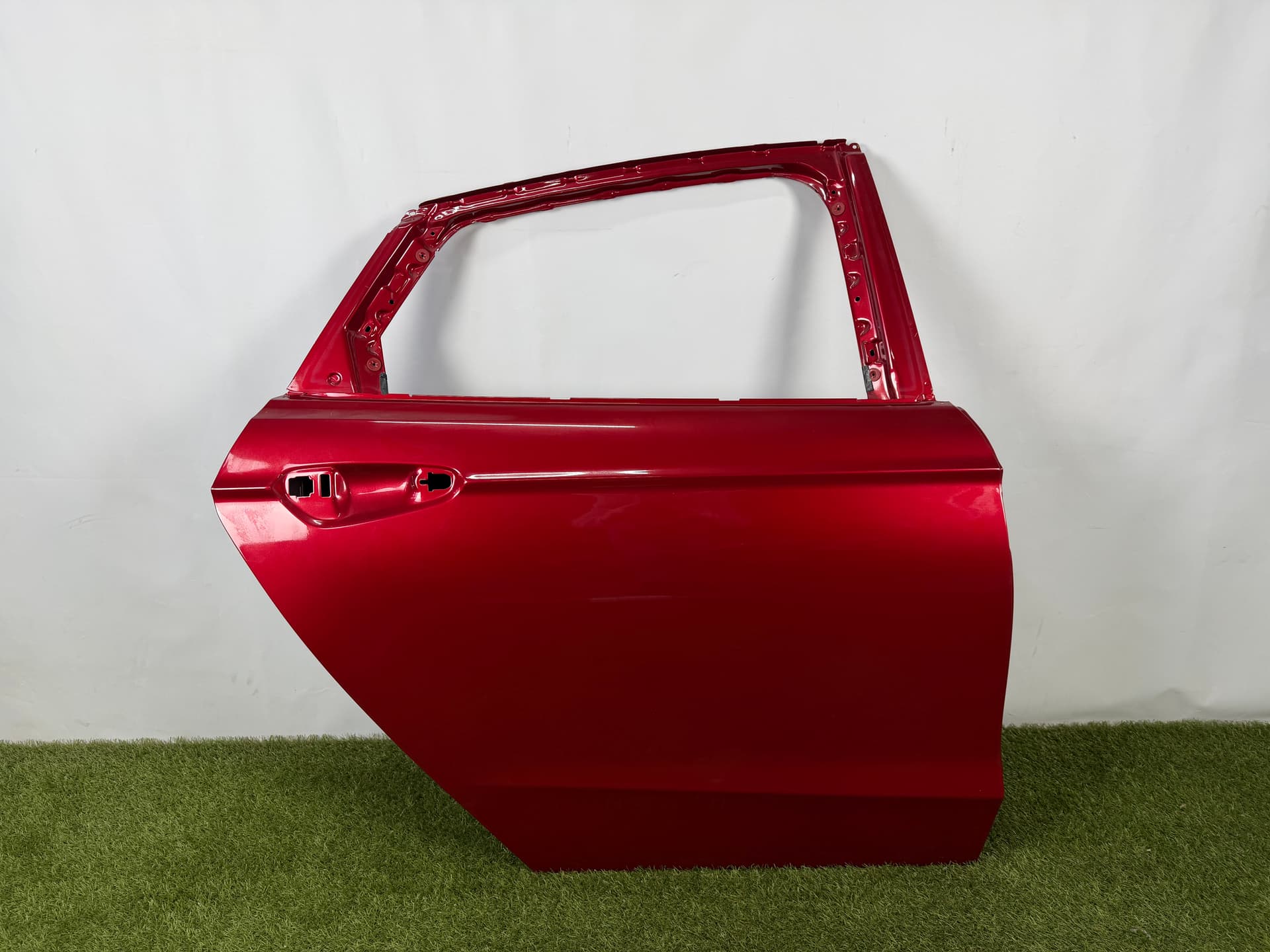 Двері голі задні праві Ford Fusion mk5 13-20 червоний D4 - фото 1