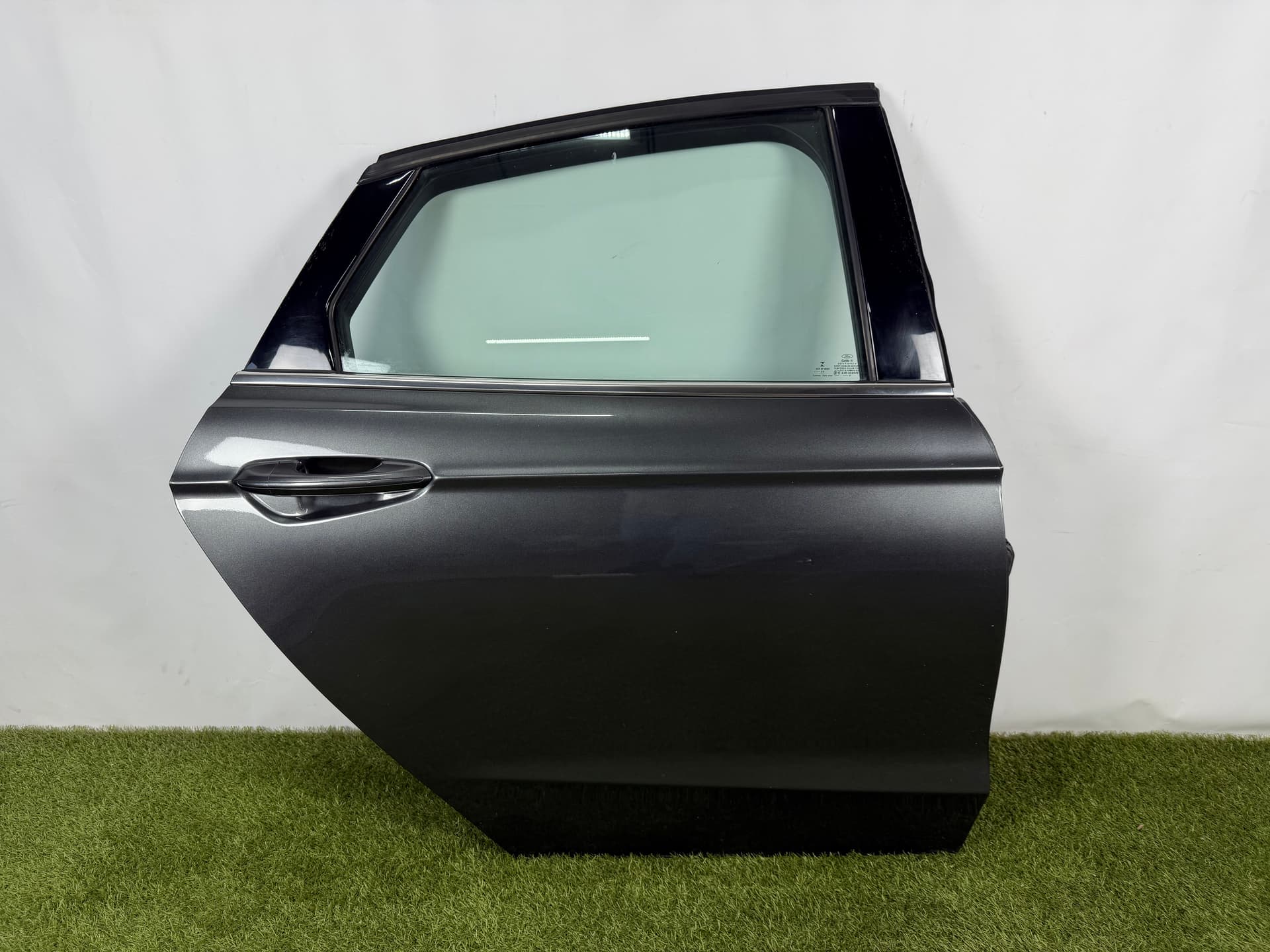 Двері голі задні праві Ford Fusion mk5 13-20 графіт J7 - фото 1
