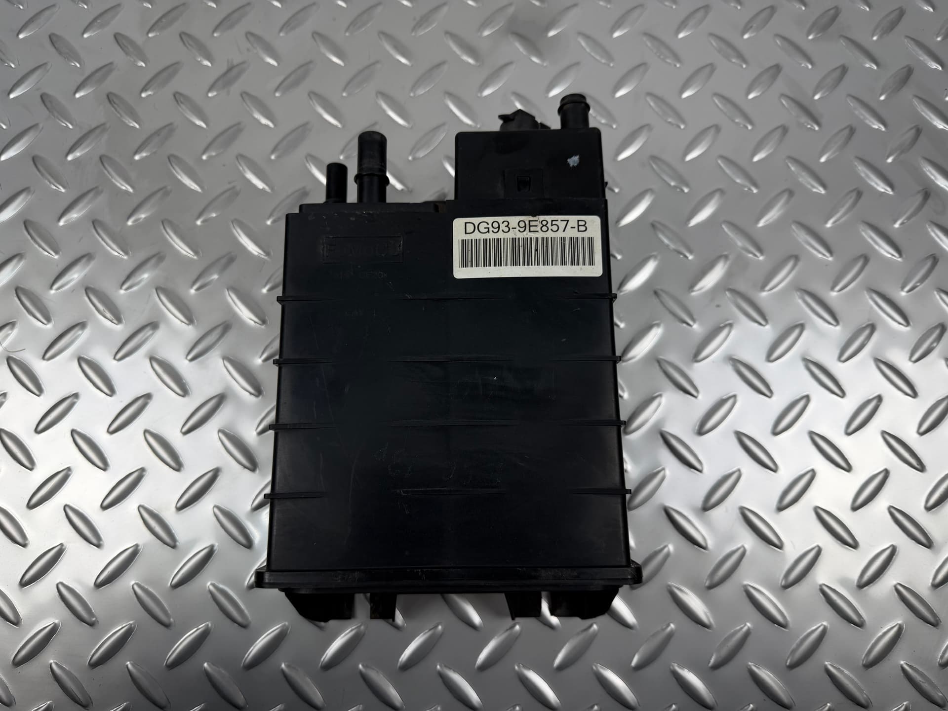 Каністра з вугіллям абсорбер Ford Escape MK3 13-16 - фото 1