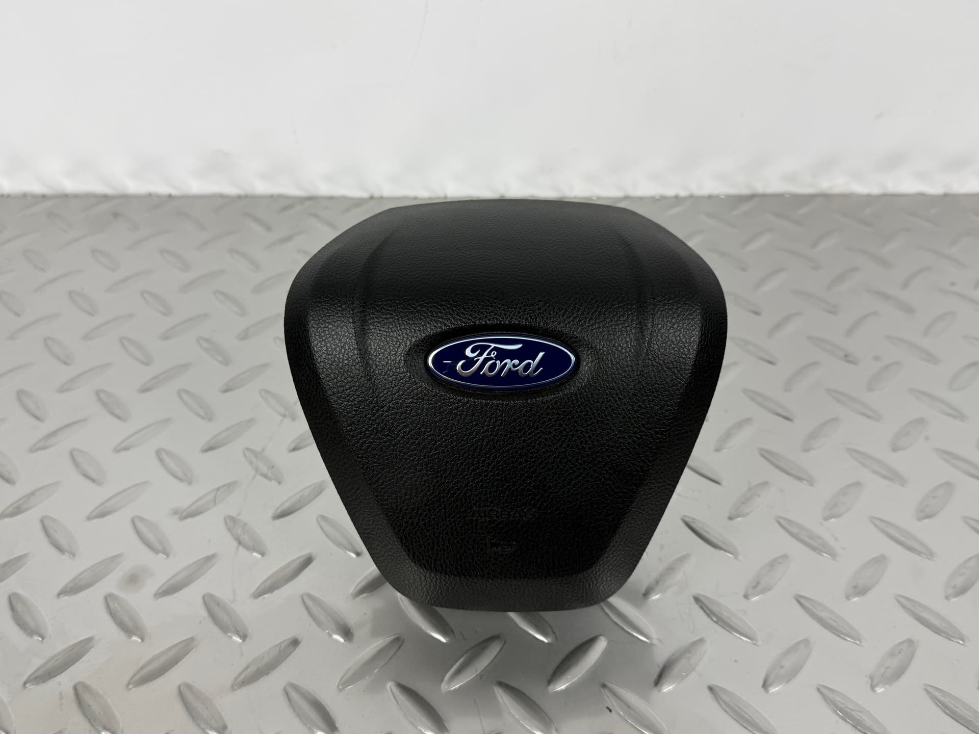 Подушка безопасности airbag в руль водительская Ford Fusion mk5 13-20 черная - фото 1