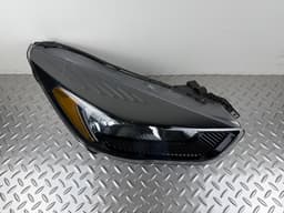 Фара передняя правая Ford Escape MK3 17-19 рест, галоген, темная - превью 2