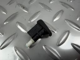 Форсунка омивача лобового скла Ford Escape MK3 13-16 - превью 3