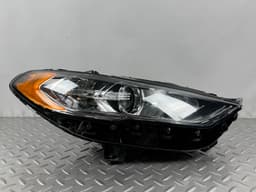 Фара передняя правая Ford Fusion mk5 17-20 галоген, без DRL - превью 5