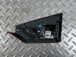 Ліхтар внутрішній кришка багажника лівий Ford Fusion mk5 17-18 LED - превью 4